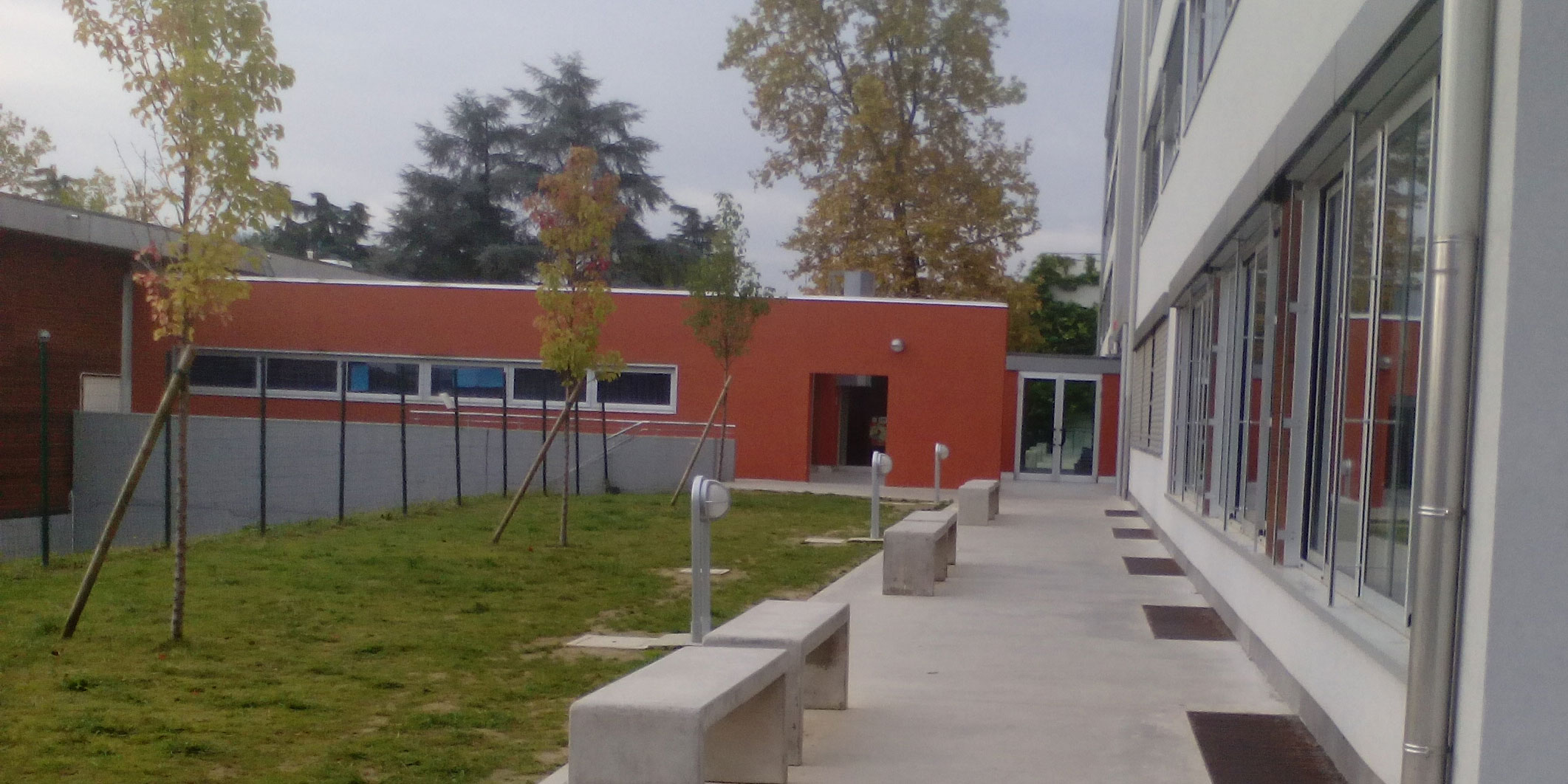 Scuola Primaria S. Ferrari Via Buon Pastore  n. 4